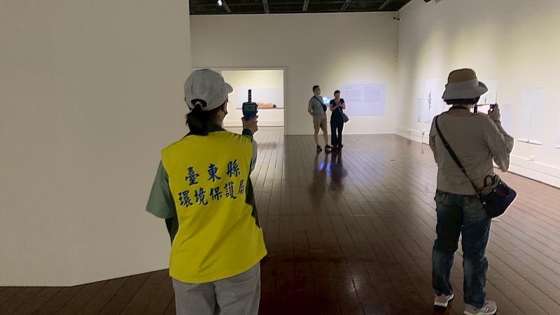 為出入公共場所民眾健康把關 臺東環保局推動空品巡檢　46場所響應打造健康室內環境