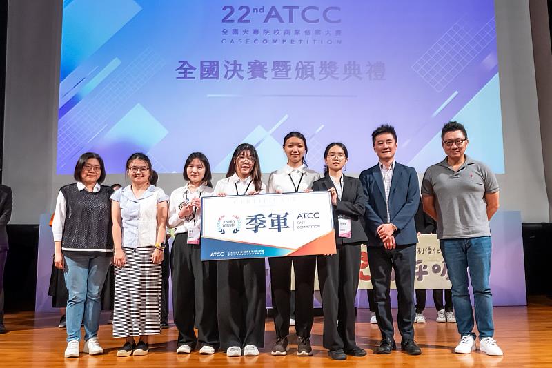 來自臺灣大學的遠傳代表隊「A-TroCC」以「打詐先鋒隊」之姿，提出結合遠傳首創的AI電信防詐技術與金融防詐機制的「打詐防駭四部曲」企劃，展現跨界整合創新實力，於ATCC全國決賽中勇奪季軍。
