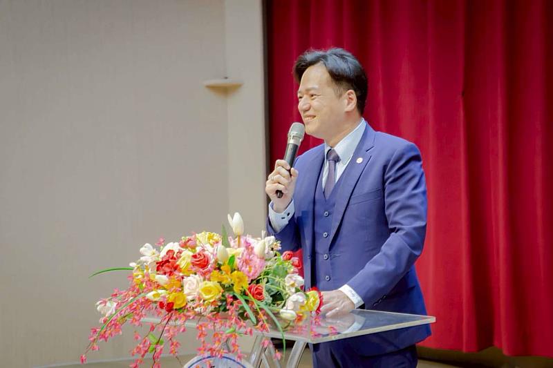 邱臣遠代理市長致詞，期待兩地未來能持續深化合作。