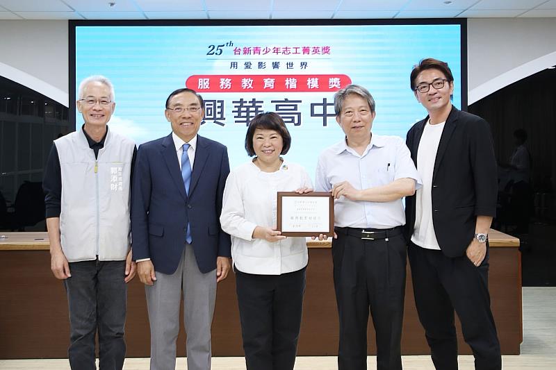 興華高中郭彥麟校長