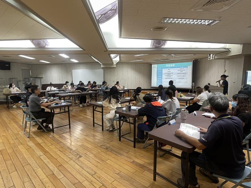 台東縣衛生局舉辦「幼兒專責醫師制度計畫說明會」 攜手院所深化合作與溝通