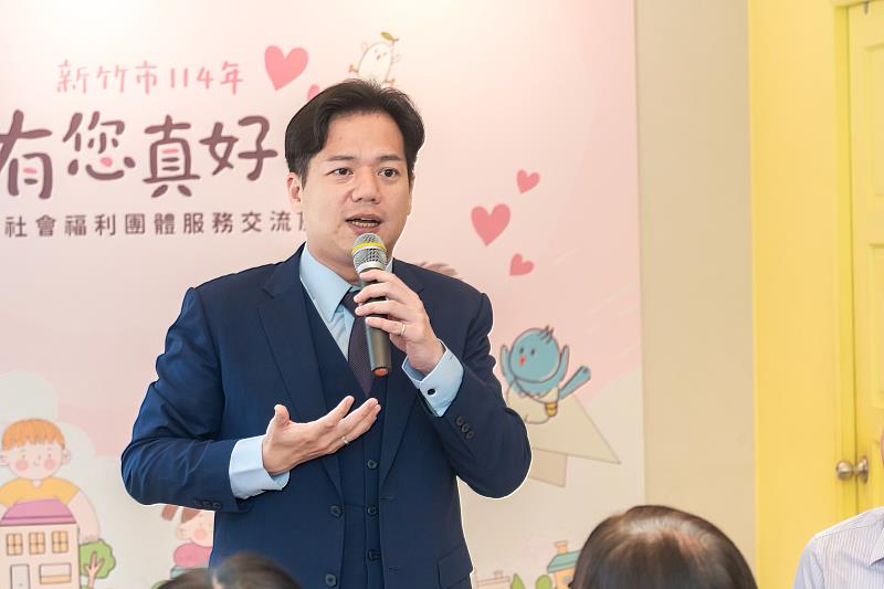 邱臣遠代理市長致詞。