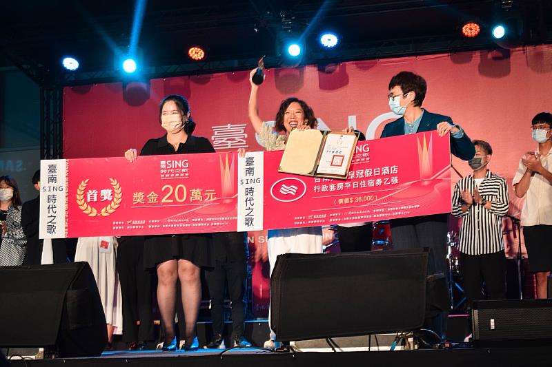 李竺芯曾以〈台南查某囝〉榮獲2022年「臺南sing時代之歌原創音樂競賽」首獎,作品融合多元曲風,透過溫潤細膩的嗓音和真摯動人的創作,深刻傳遞對土地、語言與生命的情感。