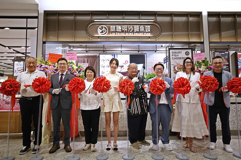 0_林聰明台北101店開幕 黃敏惠市長北上剪綵 (2)