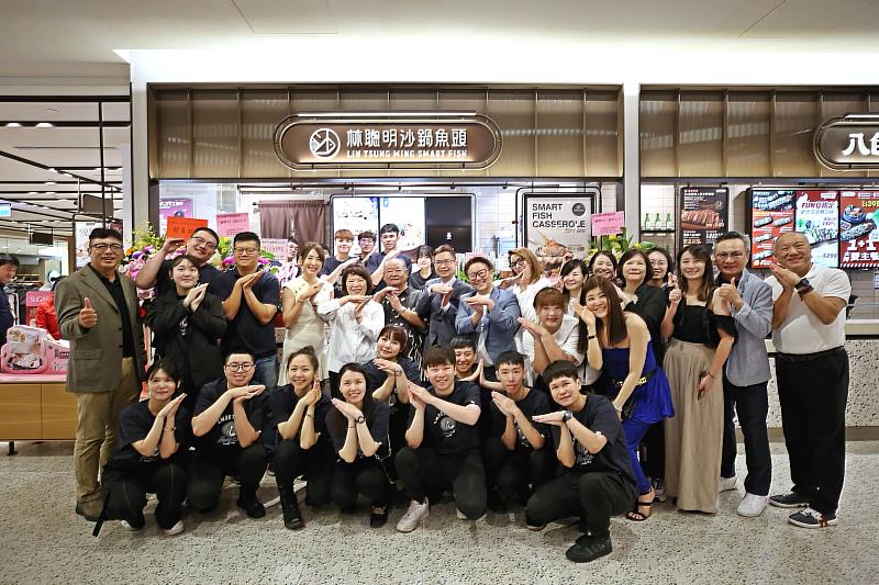 0_林聰明台北101店開幕 黃敏惠市長北上剪綵 (1)
