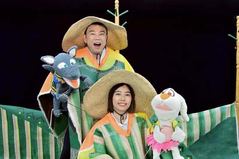 7月13日由「偶偶偶劇團」帶來改編自墨西哥民間故事的《野狼、兔子、Amigo》。