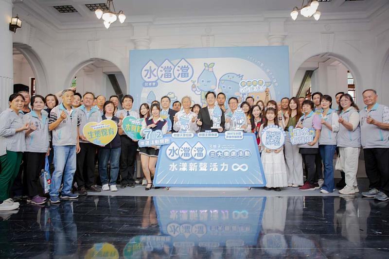 114年度《水澢澢》竹塹三態子守護祭記者會大合影。