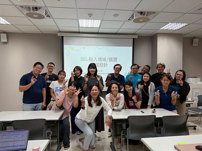 微光成炬．點亮課程願景——臺東縣輔導員暑期研習啟動共學新篇章