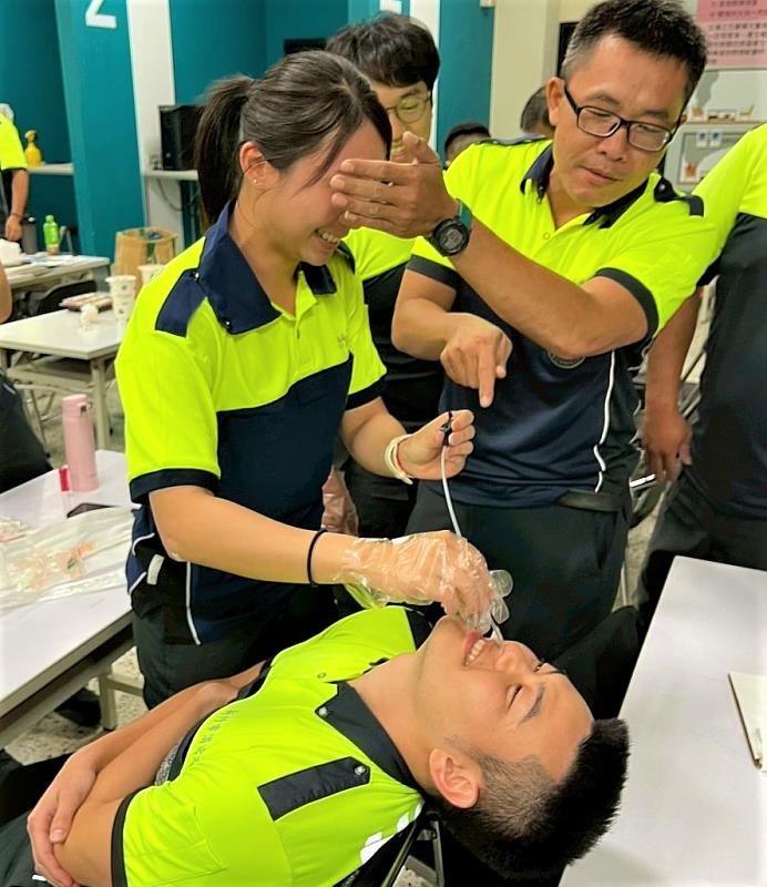 中級救護員訓練_抽吸導管的使用