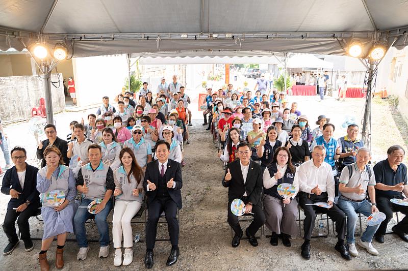 竹市明湖市民活動中心開工典禮合影。