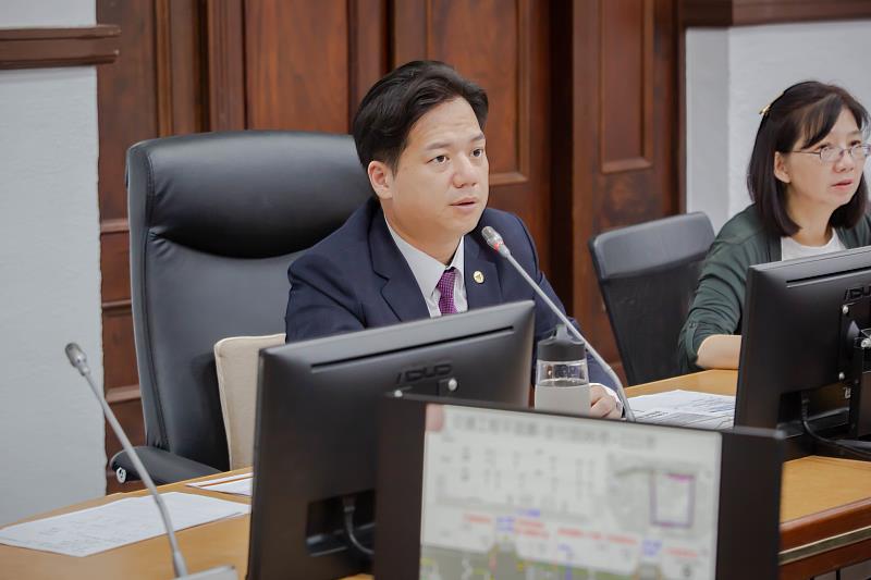 竹市府召開第27次交通改善小組會議，聚焦舊社國小通學步道、大雅路行人安全。