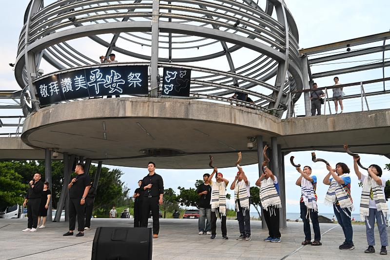 「敬拜讚美平安祭」祈求平安與希望 饒慶鈴提醒民眾注意玩水安全