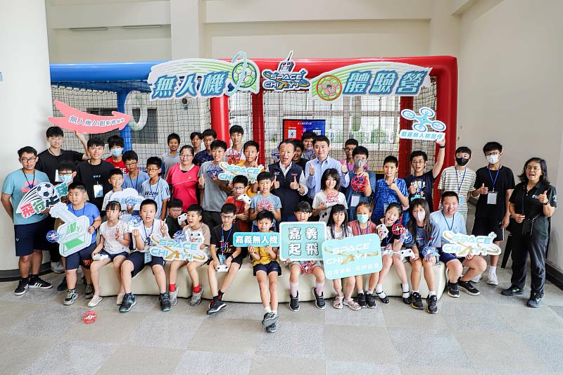 2025無人機體驗營熱鬧展開，小小飛手齊聚亞創中心-5