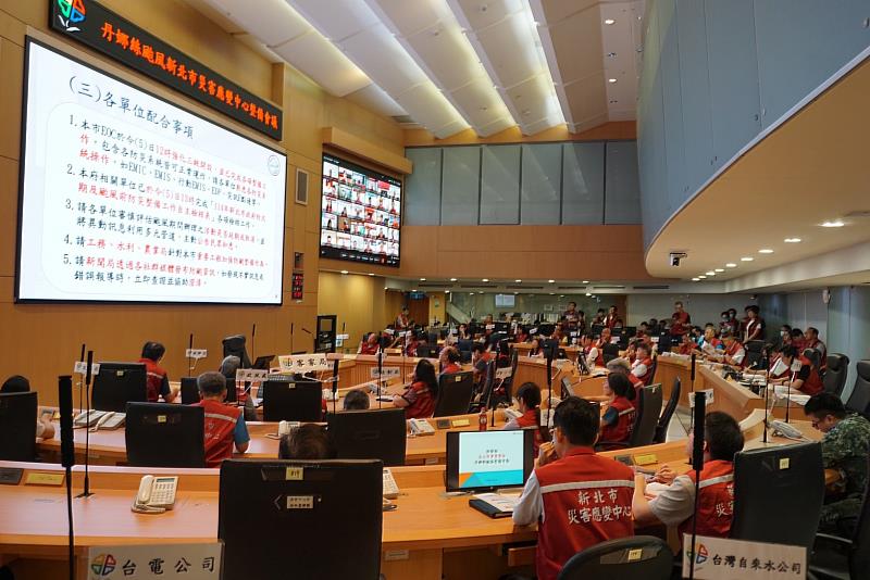 特別強調應著重各項復建工程的防颱準備，尤其北海岸、東北角和南側山區之各區公所要加強防範；另外颱風影響期間，適逢週末假日，如有各項活動異動應即時利用多元管道公告。