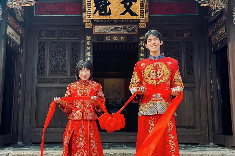 宜蘭傳藝園區百變換裝體驗，讓你秒入戀愛氛圍感！今年七夕，和你最喜歡的人來這裡，演出一場穿越時空的愛戀！