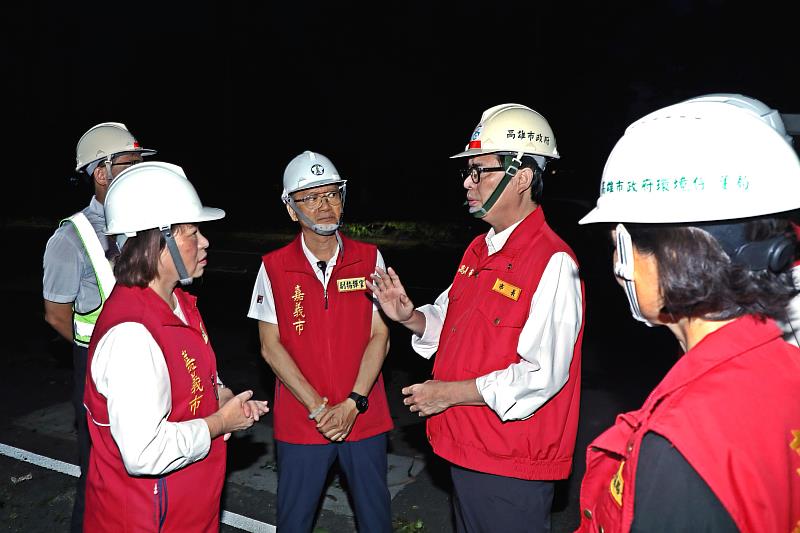0_黃敏惠市長感謝陳其邁市長來到嘉義市關心災後復原情況 (4)