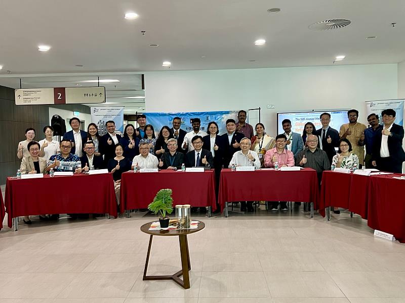 「第14屆全球傳統醫藥大學聯盟」年會假馬來西亞拉曼大學（Universiti Tunku Abdul Rahman, UTAR）金寶校區隆重舉行。