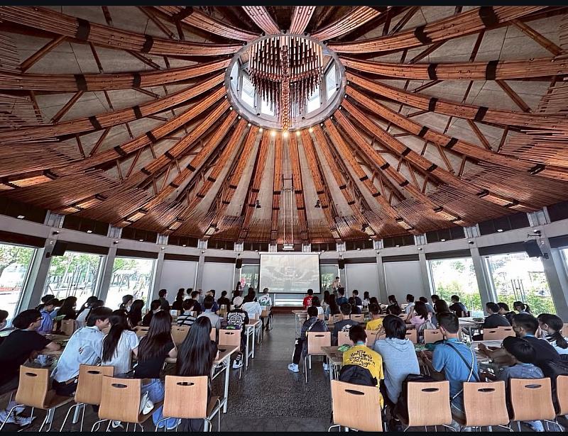 開幕式於6月27日中午在長榮大學長榮堂隆重舉行