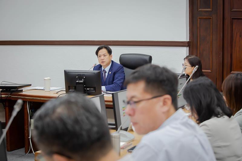竹市府市務會議聚焦颱風災後復原、交通新制及防詐作為。