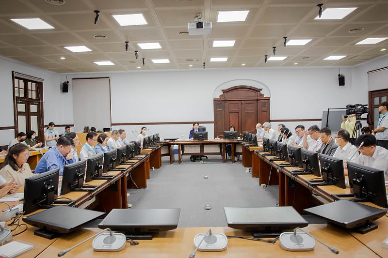 竹市府市務會議聚焦颱風災後復原、交通新制及防詐作為。