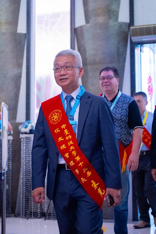 中臺科大校友總會第十三屆新任理事長朱光華