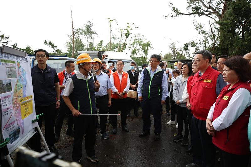 丹娜絲重創嘉義市 卓榮泰院長南下視察 黃敏惠市長哽咽盼中央給予關注 盡速恢復電力