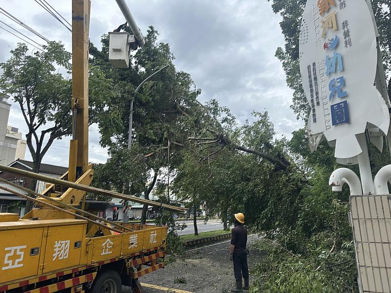 0_嘉市府與校園攜手 災後迅速搶修 重建校園安全環境 (5)