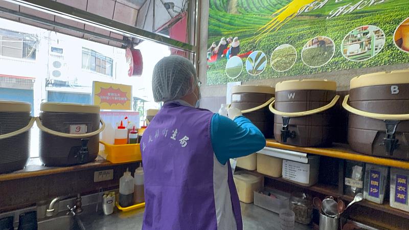 嘉義縣衛生局啟動夏季飲冰品抽驗 64件全數合格