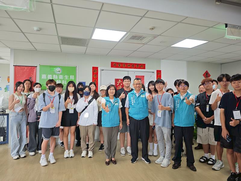 揭開嘉義縣食安大樓檢驗室神秘面紗 結合夏令營推廣食安知識