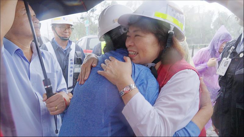 0_黃敏惠市長向張麗善縣長表達感謝