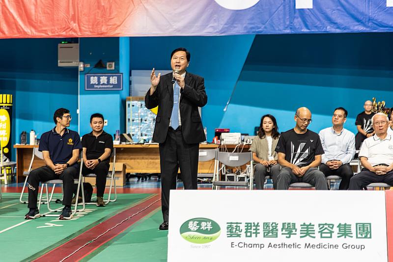 藝群醫學美容集團王正坤董事長期許參賽的選手都能自我挑戰、自我精進，未來有朝一日能站上世界的巔峰