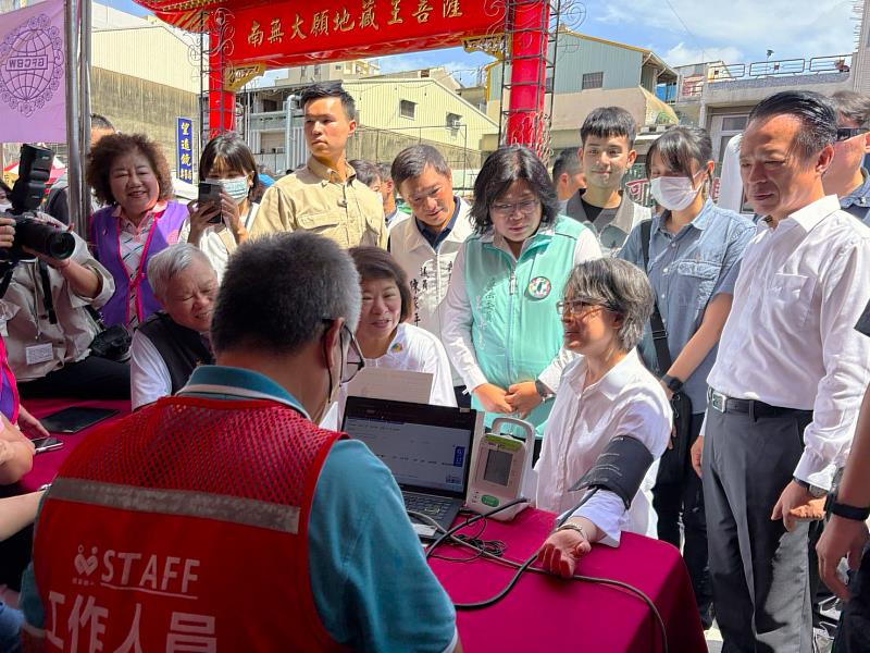 副總統蕭美琴響應公益 九華山地藏庵捐千萬助嘉義縣市重建家園
