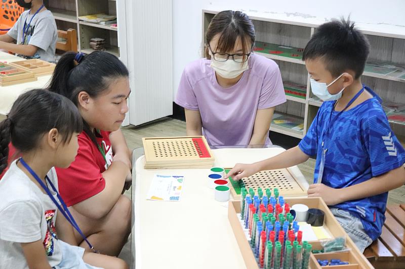 南大團隊運用AI工具與感官教具，結合科技素養與地方文化，陪伴澎湖學童展開一段科技與情感並進的學習旅程。