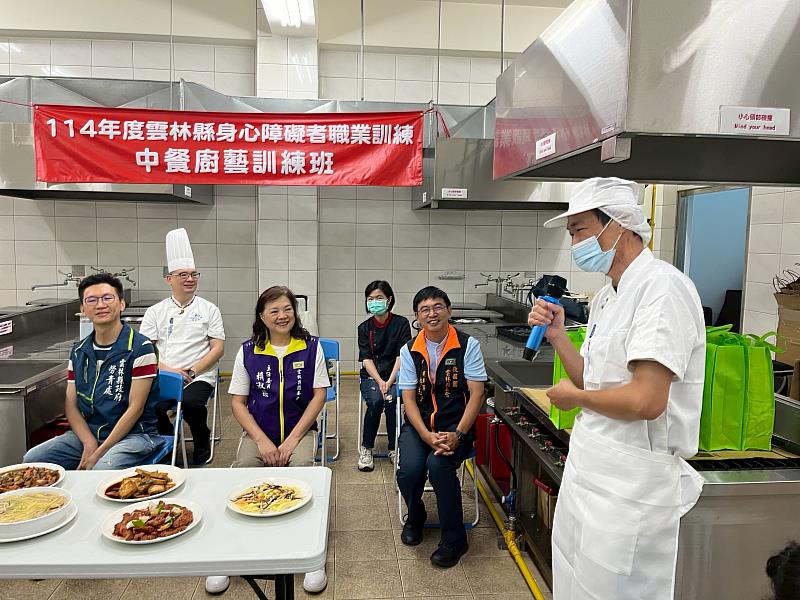 114年度中餐廚藝訓練班溫馨結訓 展現身障學員職訓成果