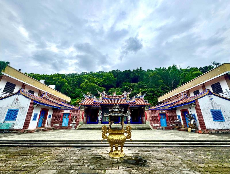 清水岩是彰化縣知名百年古剎，有近300年歷史。（圖由靈鷲山佛教教團提供）