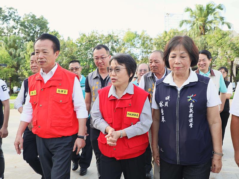 1210位替代役與警專生投入嘉義縣救災，劉世芳部長到場慰勞