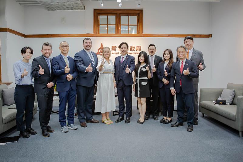 澳洲維多利亞州與南澳州議員訪團拜會竹市合影。