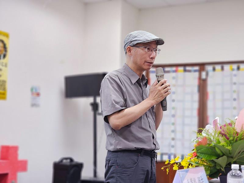 南華大學舉辦「道教論道的化解之道」專題講座,人文學院呂凱文院長致詞。
