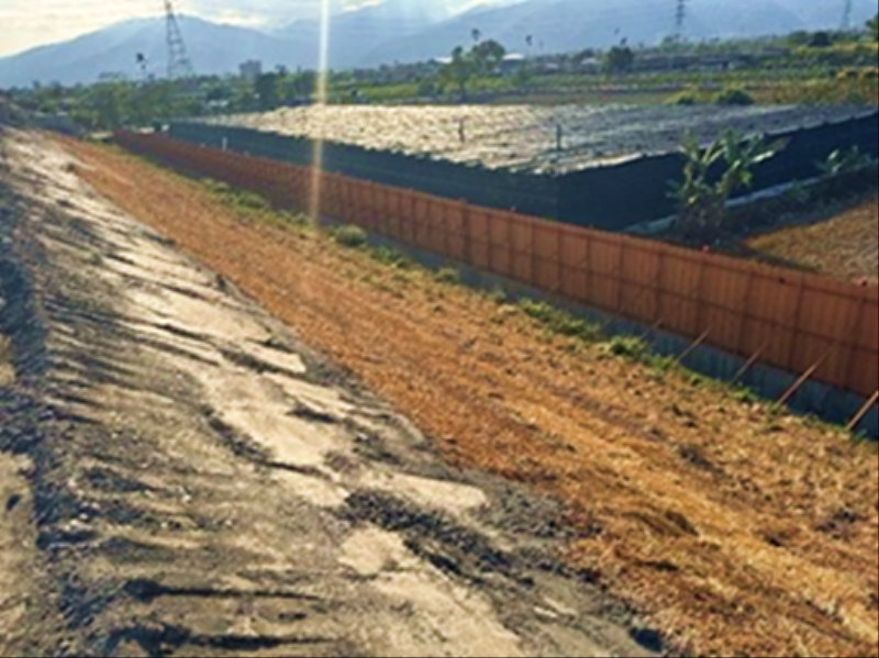 臺東縣導入稻草蓆覆蓋工法 營建工程兼顧防塵與永續