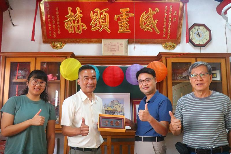 南大行政管理學系主辦的「管你行不行」暑期高中營隊於暑假期間，帶領學員們走進擁有三百多年歷史的臺灣府城隍廟，深入瞭解廟宇的文化背景、管理系統與社會功能
