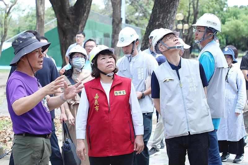 黃敏惠市長巡視場地