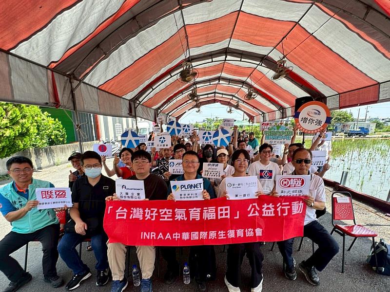嘉縣攜手企業推廣稻草分解菌，不露天焚燒維護好空氣