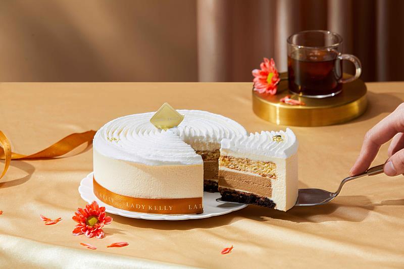 一場由椰奶自然清香與咖啡巴伐露斯深韻交織而成的最美邂逅，LADY KELLY「椰香摩卡」成為質感系父親節不二之選。（資料來源：LADY KELLY）