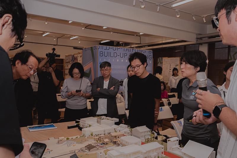 2025「Build-UP Taitung」徵件決選結果揭曉 南華大學建築學系周承雋奪金質獎 饒慶鈴鼓勵打造青年共築「循環未來」