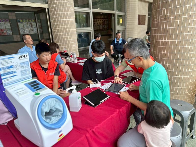 114年救國團宜蘭縣「義工有愛、熱血臺灣」萬人捐血活動風雨中熱血登場