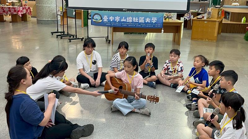 小朋友們帶來活潑生動的合唱，展現豐富學習成果