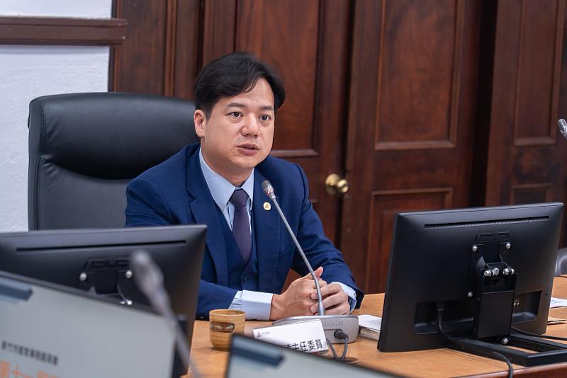 代理市長邱臣遠主持客家委會第11屆第1次定期會