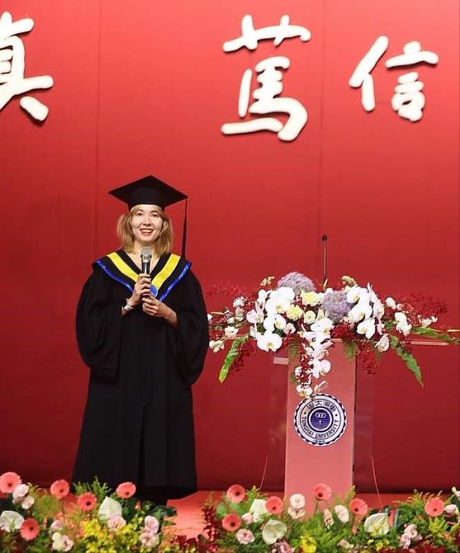 東海大學國際學院俄羅斯外籍生Kseniia Dubinina奪下國內國貿人才獎學金。