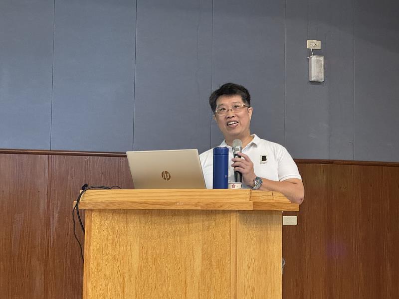 圖3 中央警察大學資訊管理系兼任助理教授陳英傑講座精彩解說AI科技運用課程