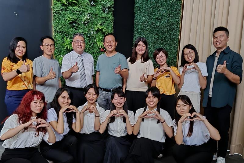 南大馬來西亞校友會會長張添幕特別到場參與交流活動，展現校友情誼並支持臺馬教育連結。